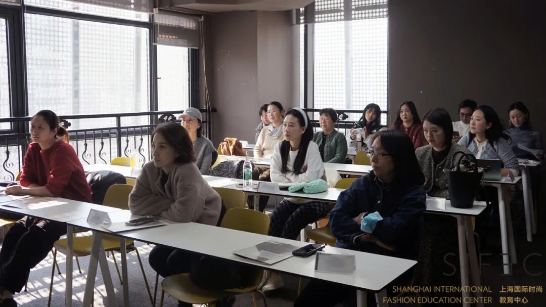 d0fef864d5d4637ef1da81f2291c684f.jpg d0fef864d5d4637ef1da81f2291c684f.jpg